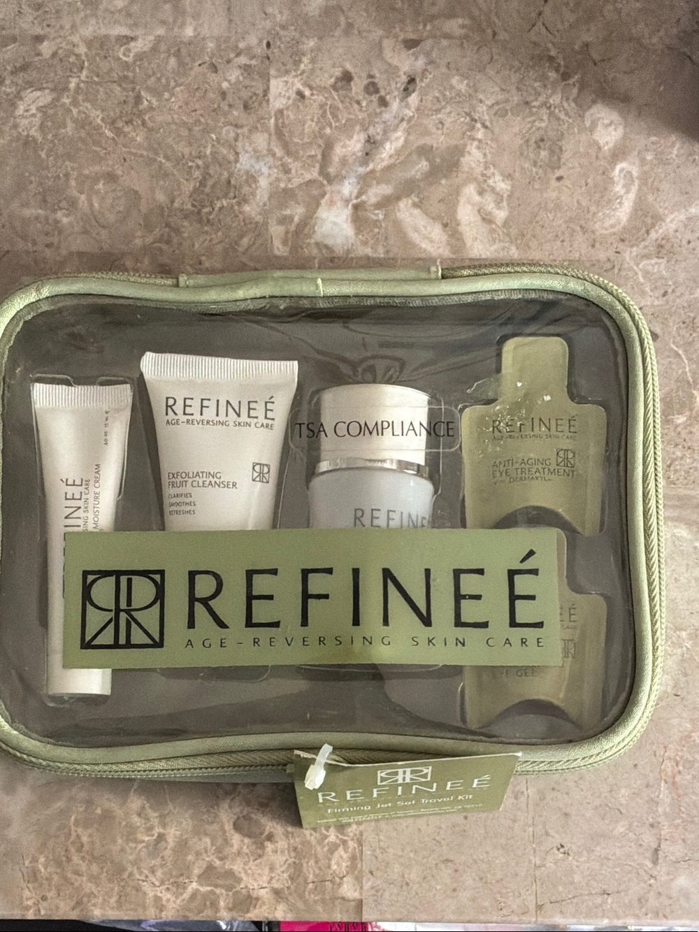 Women's Age-Reversing Skincare Travel Set - Sage Green